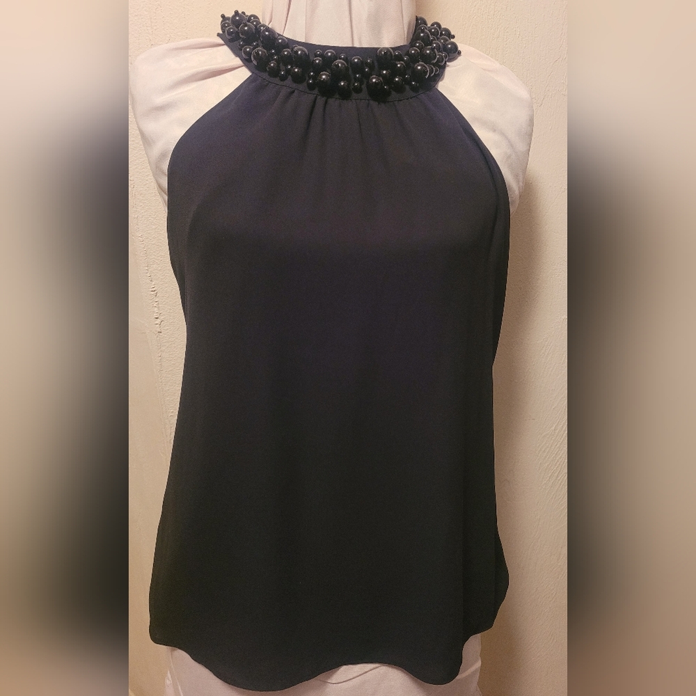 Lilly Pulitzer Bkack Embessled Top